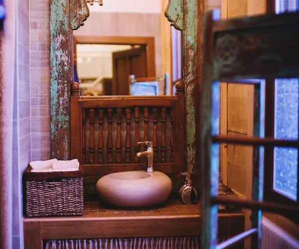 Dworek San Maryno Едльня-Летниско